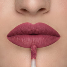 Load image into Gallery viewer, Ever &amp; Ever Liquid Matte Long Lasting Lipstick 04
