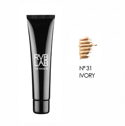 Illuminating Light Foundation 31 (Ivory)